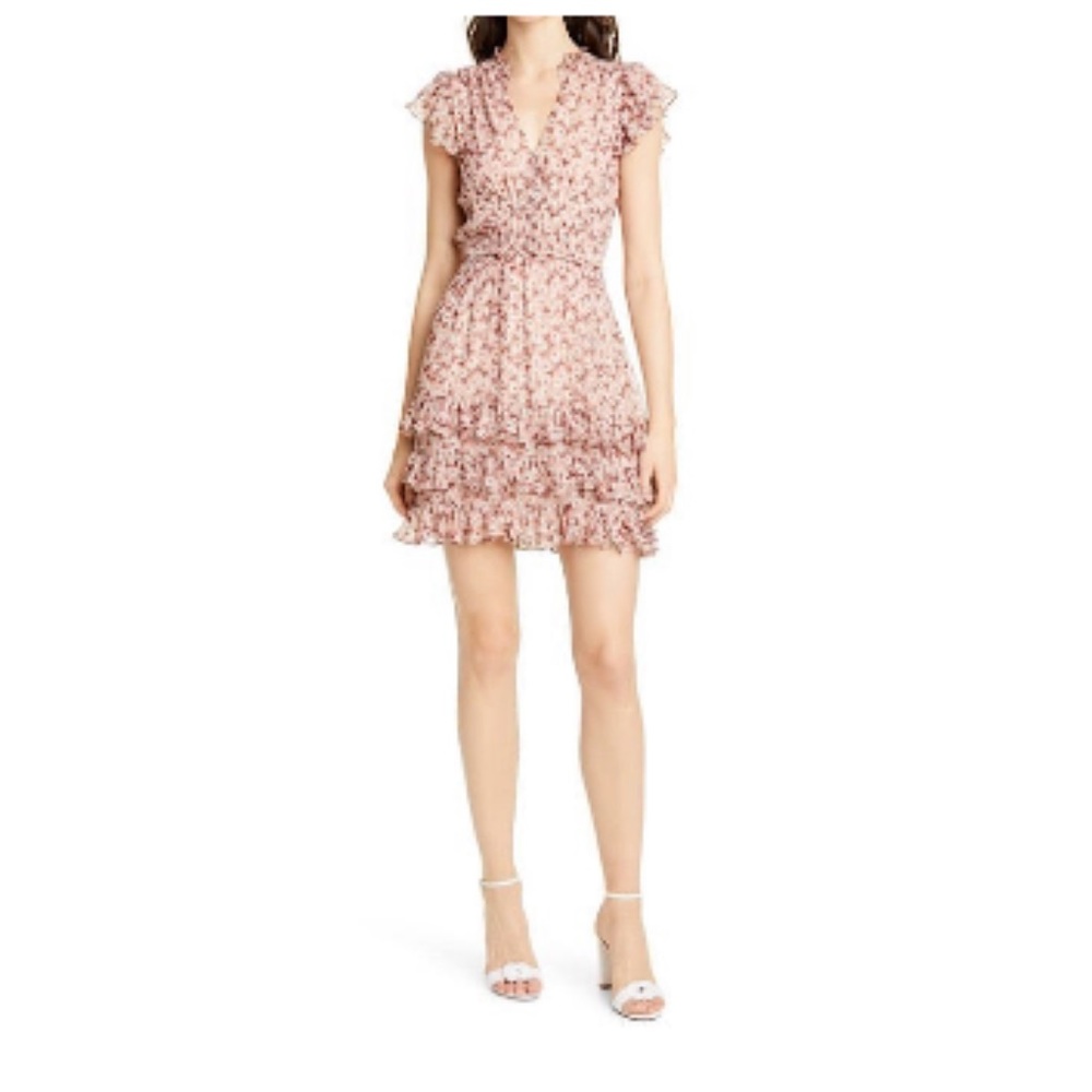 Pink flower ruffle dress with some shine / sparkle lines